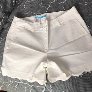 BNWT J. McLaughlin Womens White Petal Shorts Size M